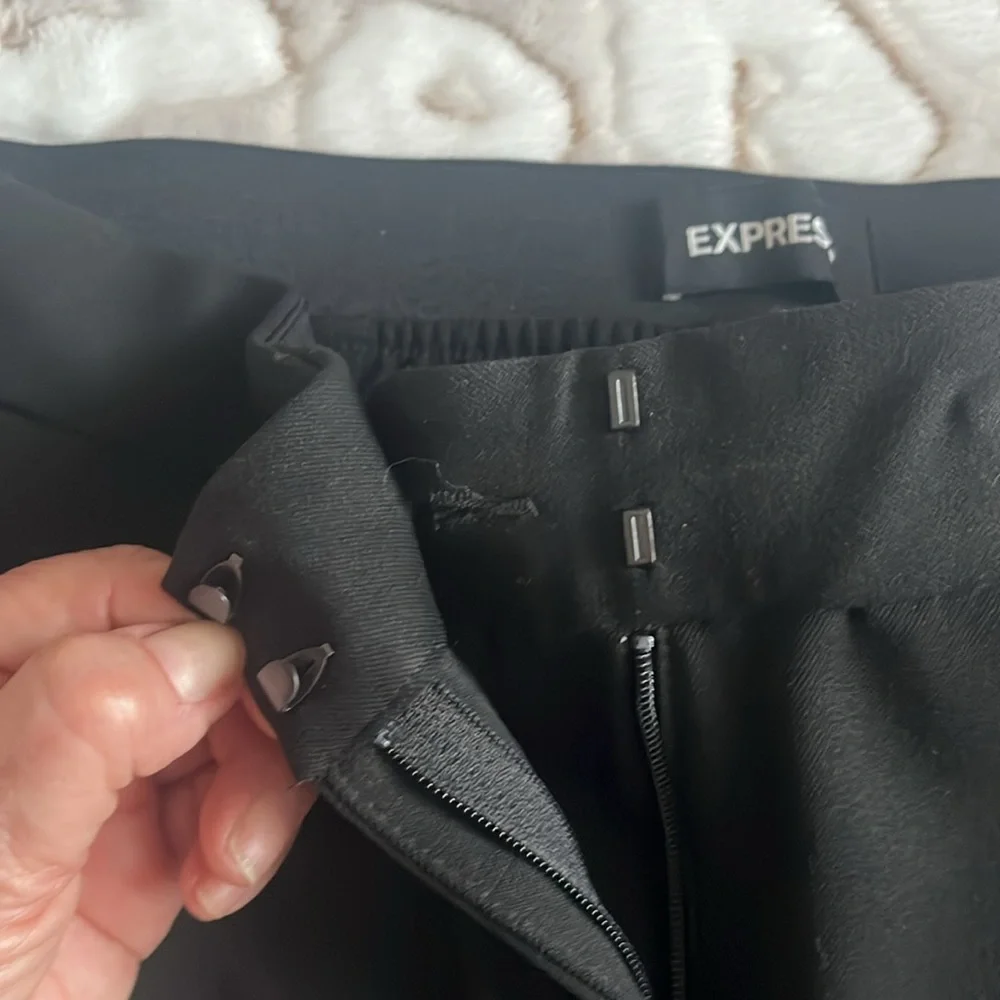 Dress pants with pearls - Picture 4 of 4